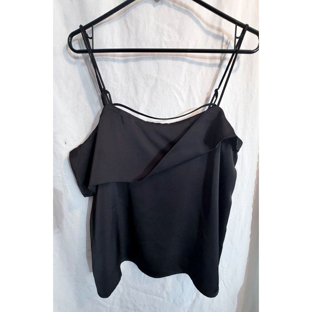 NWT- Steve Madden Everly Top - Large